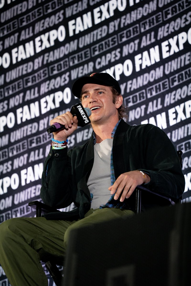 FANEXPOBoston's tweet photo. The Force was strong with Boston last night ✨ Ewan McGregor and Hayden Christensen took to the stage for a Jedi Double Feature fans won't soon forget. From prequel memories to behind the scenes laughs, this galactic reunion stole our hearts. https://t.co/avsEyS4nIO