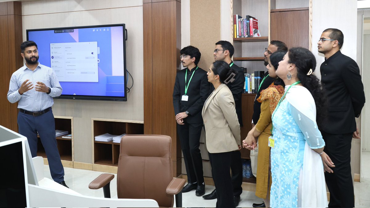 iis_now's tweet photo. @IIMC_India @MIB_India @PIB_India AI in Public Finance Audit
Audits shape governance. AI is reshaping audits. Shri B K Mohanty, CTO & DG(CB), showed how data analytics, machine learning & predictive models are making public finance oversight sharper & future-ready. #DigitalAudit #GovTech #AIinAudit https://t.co/zbrPOBd44P