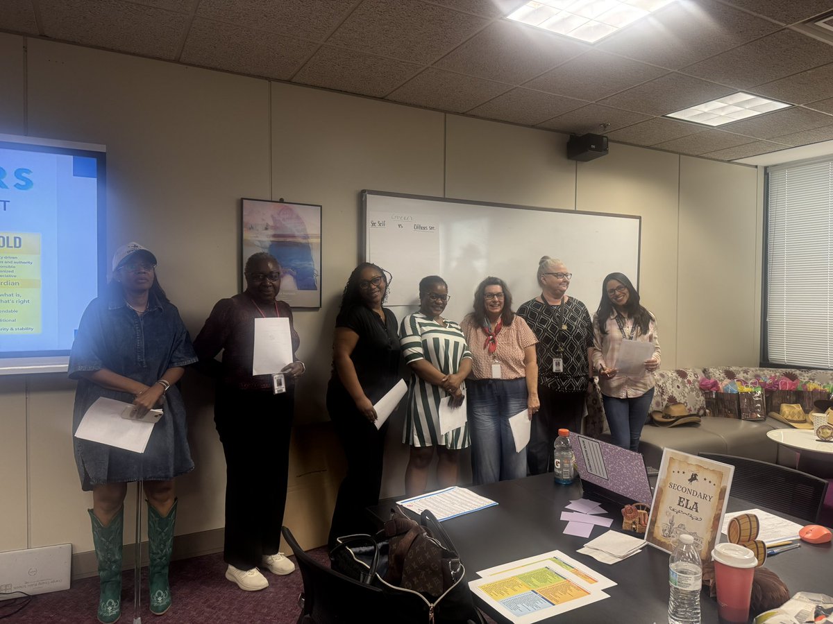 Meet our true colors - green group