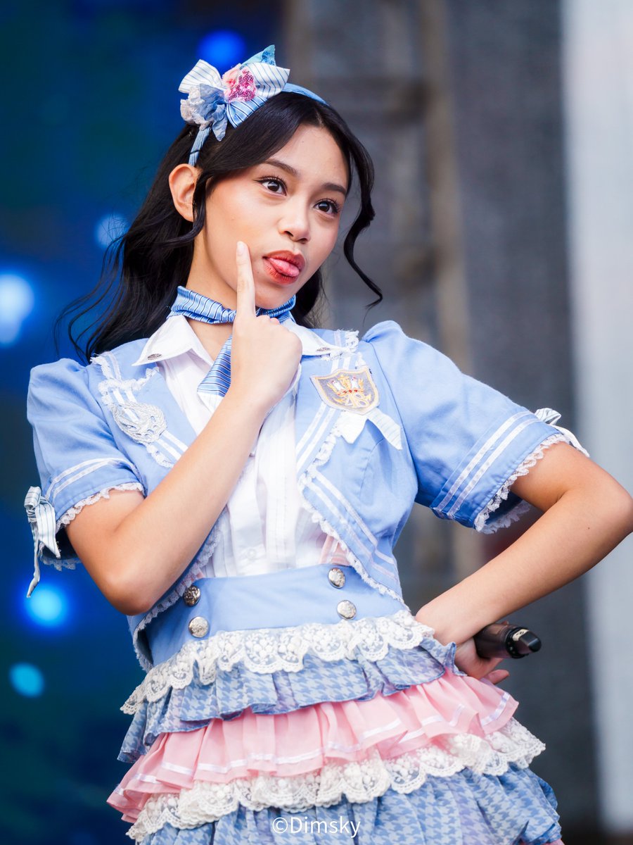 Dimskyy (@_dimskyy) on Twitter photo 10.08.2025 | Pelopor celana gajah😝🐘
<a href="/Gendis_JKT48/">Gendis Mayrannisa</a> at Cherry Pop 2025, Lapangan Kenari, Jogjakarta.
#DimSnapshot 10.08.2025 | Pelopor celana gajah😝🐘
<a href="/Gendis_JKT48/">Gendis Mayrannisa</a> at Cherry Pop 2025, Lapangan Kenari, Jogjakarta.
#DimSnapshot