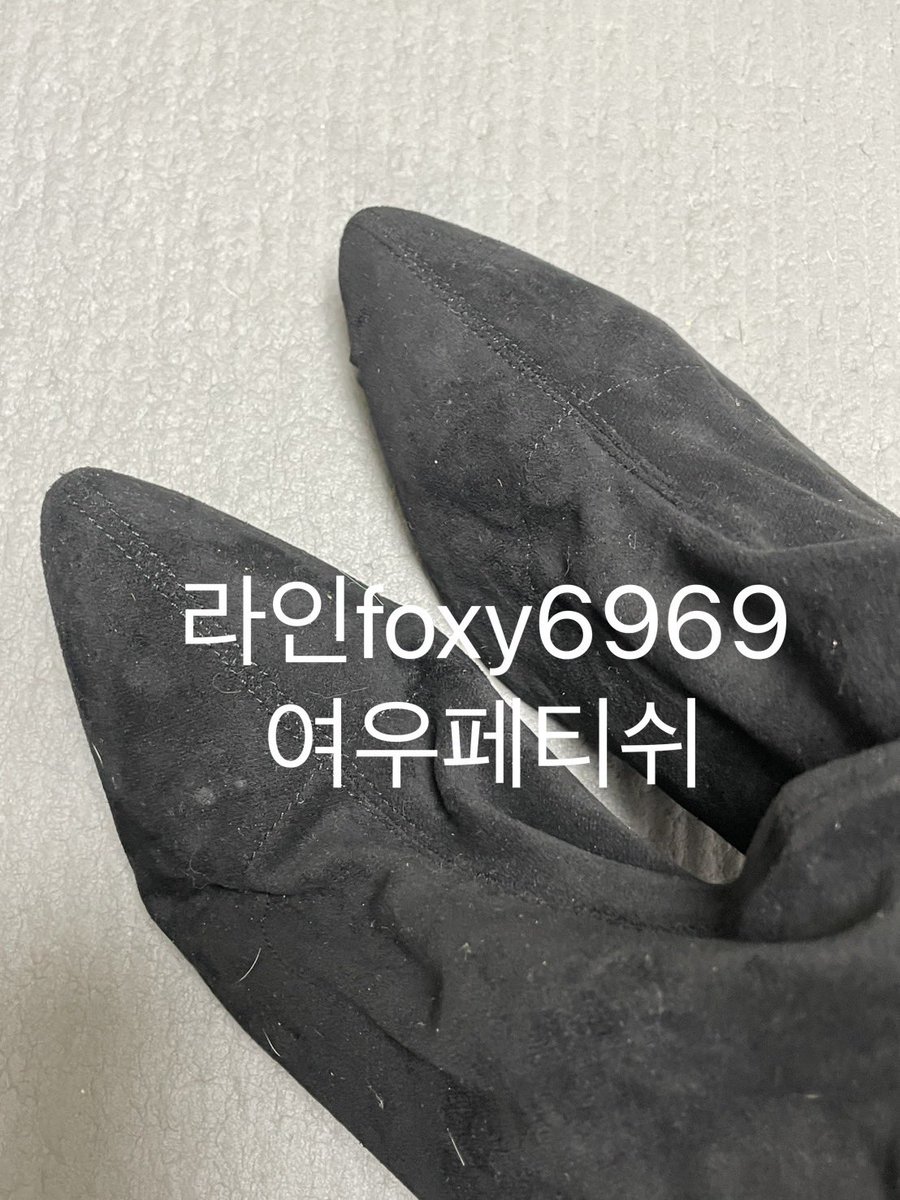 znzn0438's tweet photo. 알파남들 만날때 신고다녔던 여우 최애 부츤��
자지갑오빠들이 구매하는걸로 ㅎㅎ존나오래댐
택포 11.0 ~~ 🦊

신던신발 자지갑 핀돔 노예 발노예 구두 중고팬티 입던속옷 인간atm 신던양말 발페티쉬 발바닥 https://t.co/VlwEFliG4B