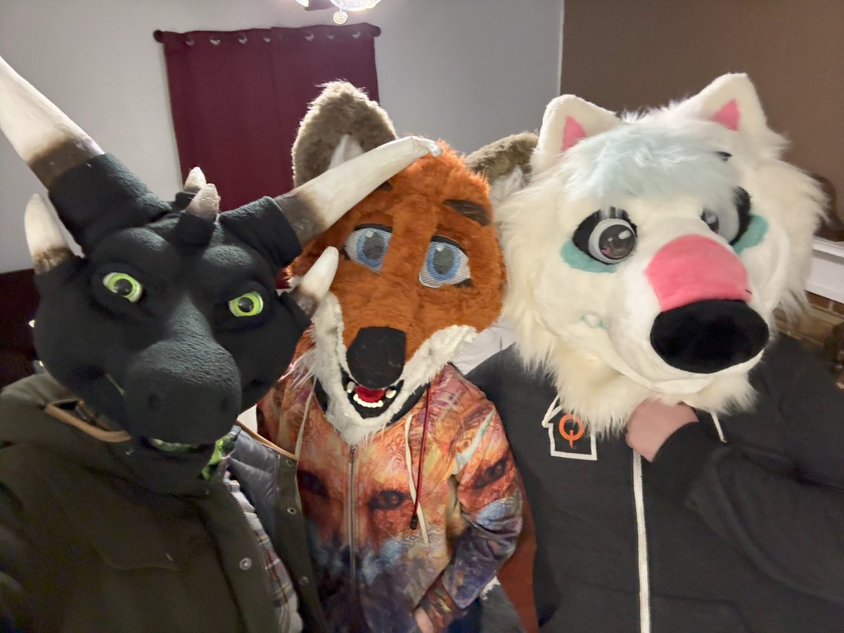 Tegon (@tegondrake) on Twitter photo DC-area furs sponsored a Metro ride into the Mall in the spring! Here are a few folks I ran into there, plus another pic at Xavier's place after. DC-area furs sponsored a Metro ride into the Mall in the spring! Here are a few folks I ran into there, plus another pic at Xavier's place after.