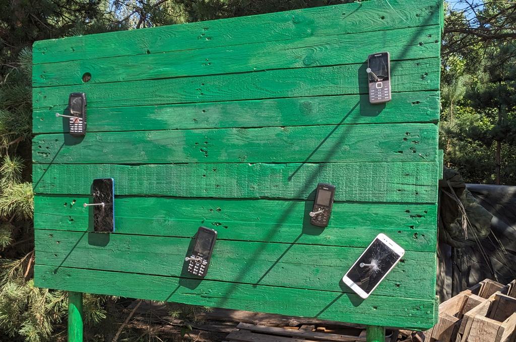 Дружба ефемерна, точніше її не існує✍️