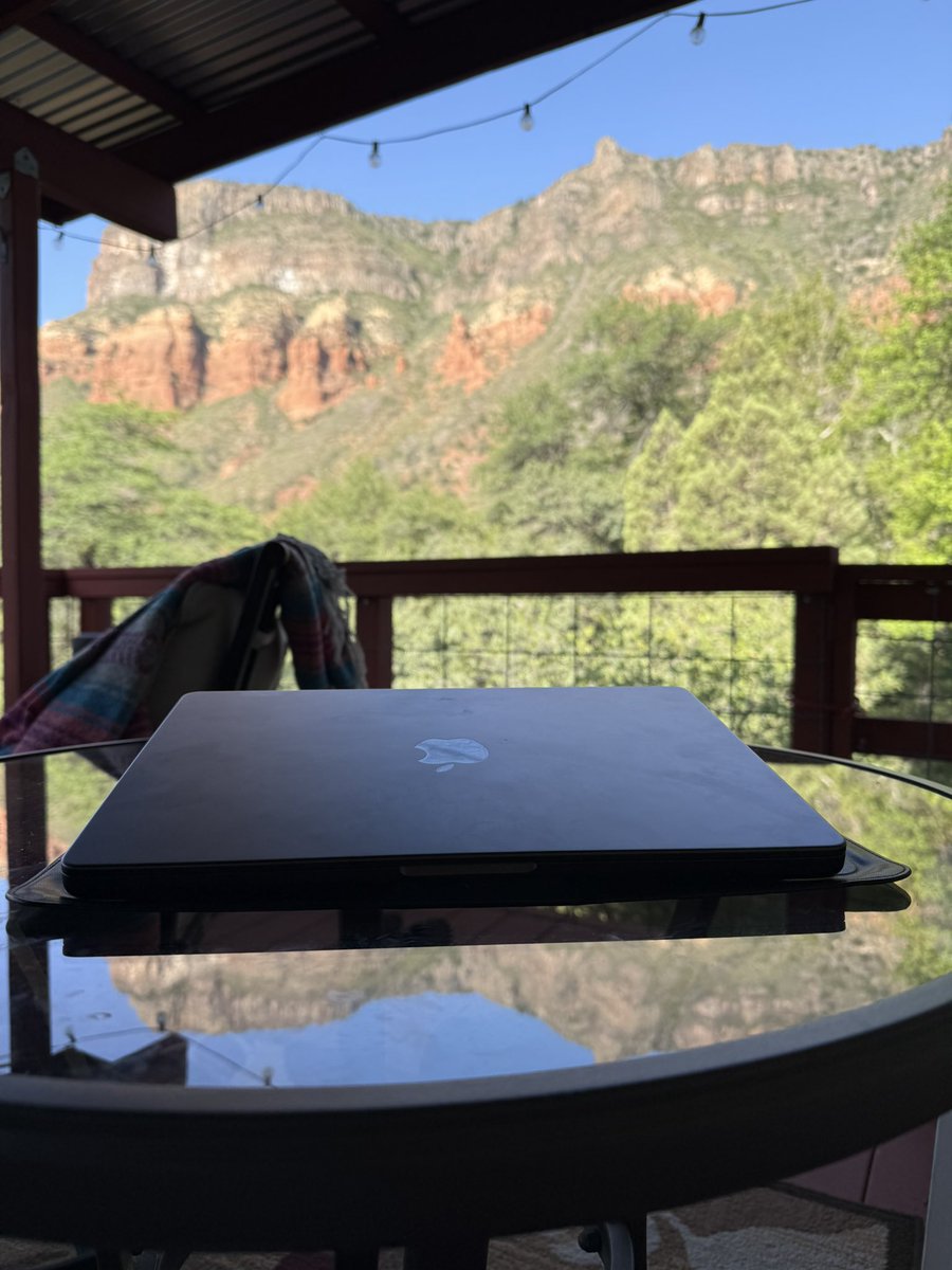 All because I was sick of being an Amazon fulfillment warehouse employee. 

So I pushed some buttons on my computer. 

Every single day, without stopping. 

So can you, internet money is everywhere.