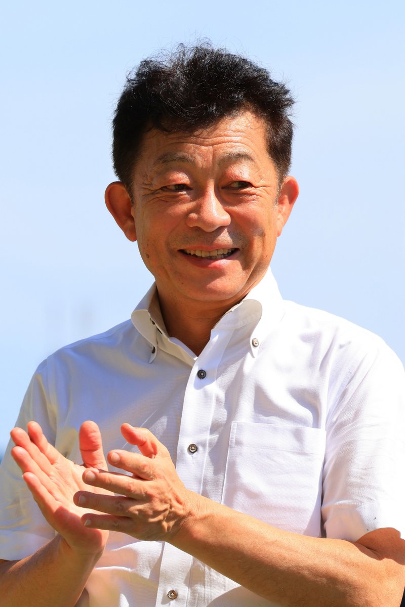 #友道康夫 調教師は8月11日が誕生日です。ジャスティンミラノで皐月賞を制した昨年はJRA賞最多賞金獲得調教師に輝き、今年もカムニャックのオークス勝ちでクラシック制覇を達成。現役最多タイのG1レース通算23勝としました。おめでとうございます！