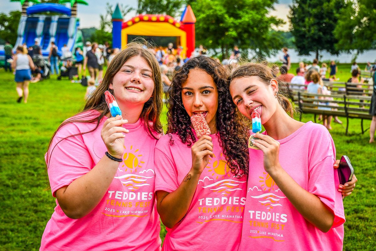 🐻🎾 Highlights from Teddies Tennis Fest Part 2 at Lake Hiawatha. Thanks to all that attended &amp; our awesome volunteer crew! See you next year! Come out and watch Roosevelt Tennis at the Hiawatha Courts!

📸: Chris Martin #TeddyNation #TheVeltMpls #WeAreRoosevelt