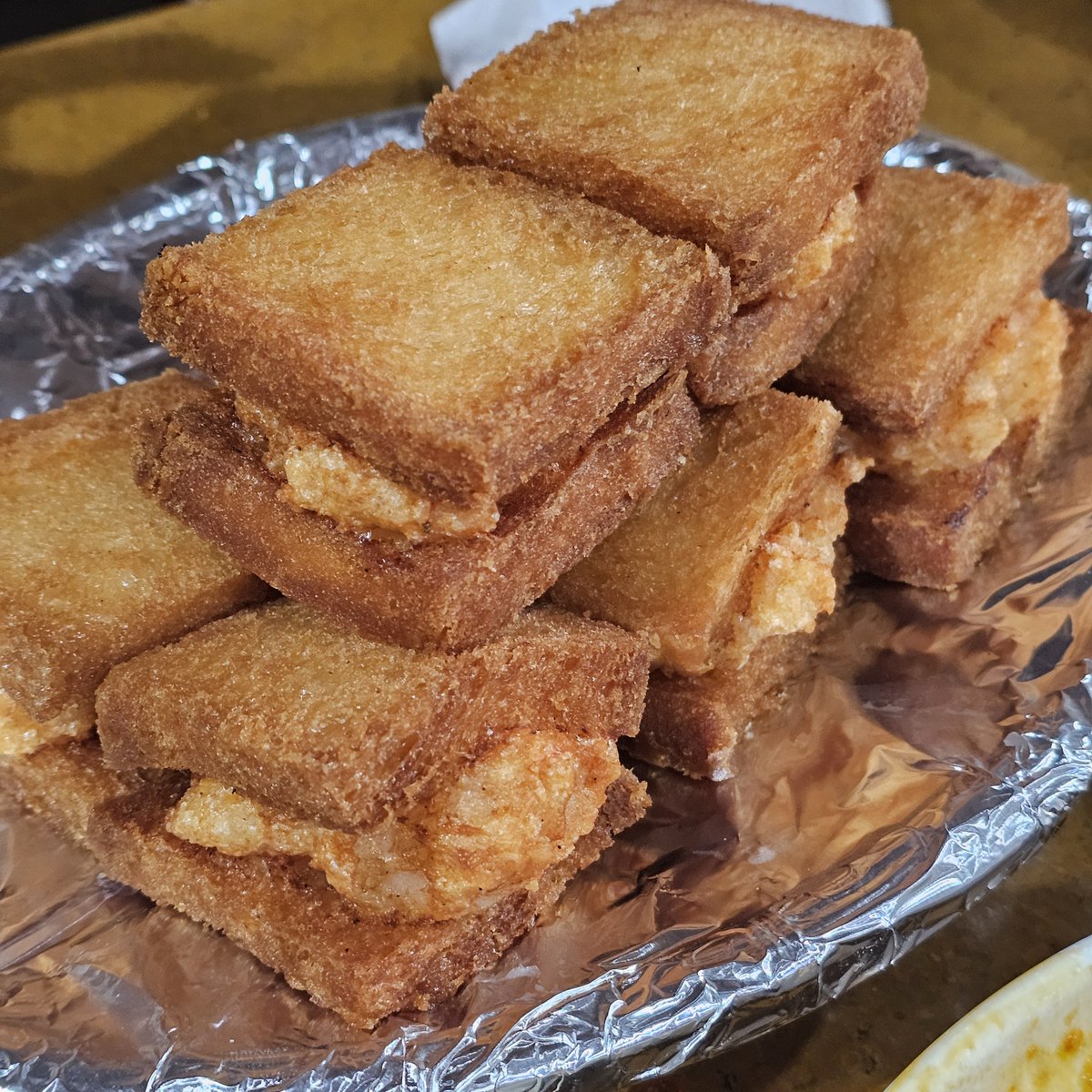 📍상해소흘
멘보샤랑 깐풍가지가 미쳤슨..
마파두부에 면추가 천재적인 선택