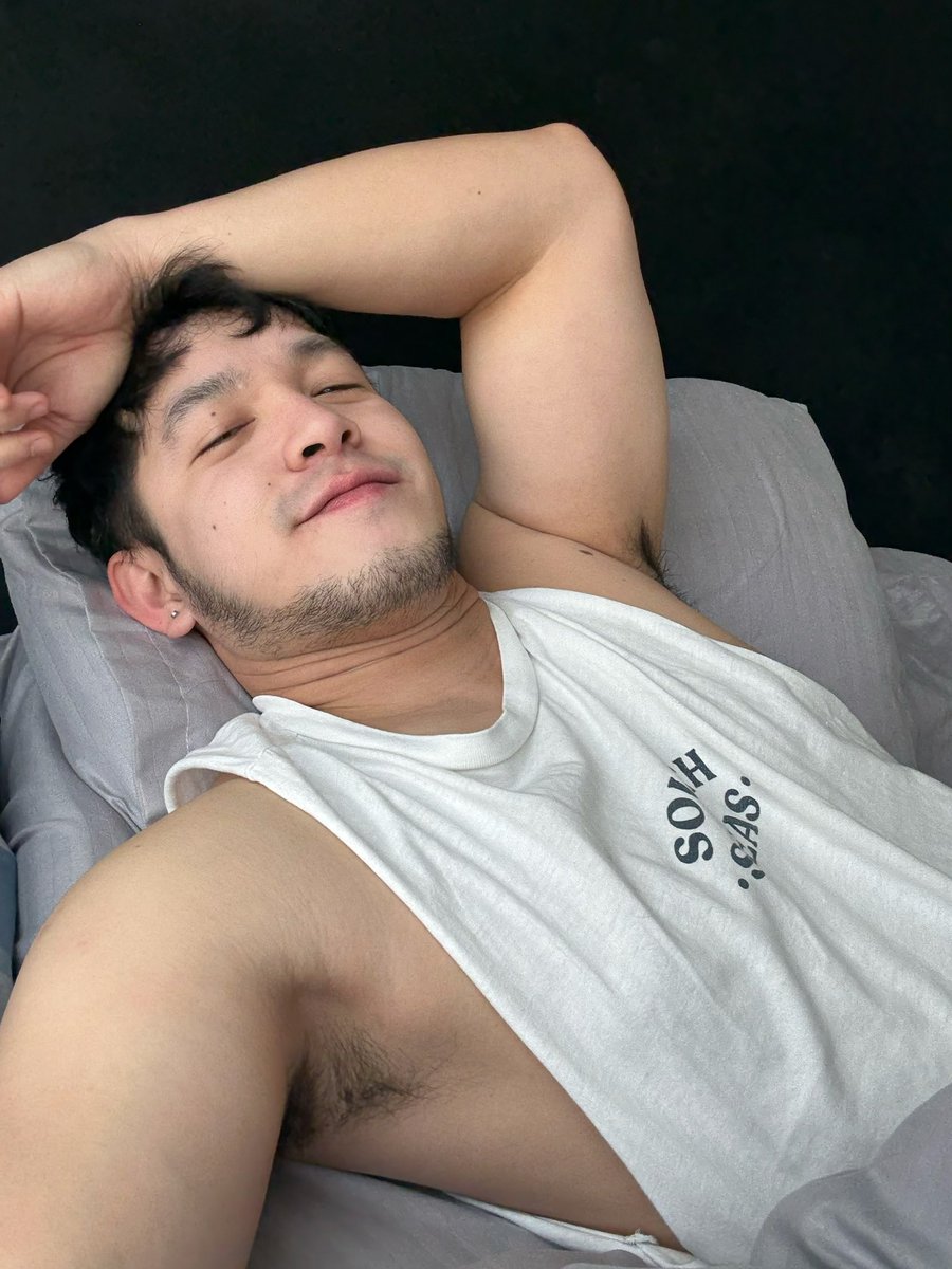 Lazy afternoon. 😪