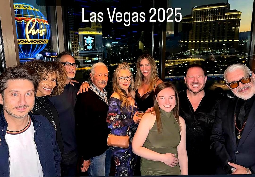 lauraeilene830's tweet image. August 09, 2025 #stlv2025 @MaryMcDonnell10 #EdwardJamesOlmos @trutriciahelfer ig bigdogdavetabb #terrymatalas @ItsMichelleHurd @Dennydenn #tstashwick