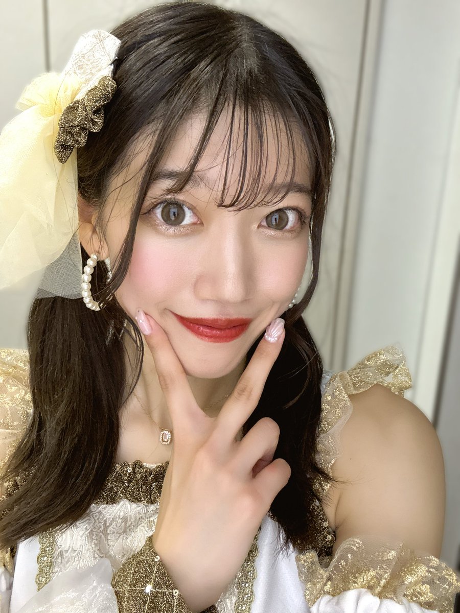 ツイガレありがとうございましたっ☺︎
アチアチステージでちほちゃんお祝いできてよかったよぉ🥰ありがとにゃん🐱

なんか懐かしい気持ちになって、勝手に泣きそうなった！(なんで)
後暑くてヤバかった！！これはアイドル業界の危機です！！(?)