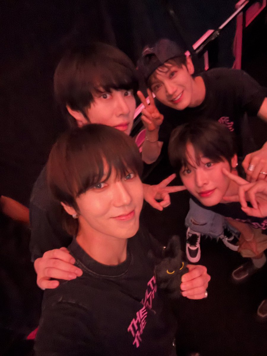 we10ve10's tweet photo. @NCT_SUMMERSNOW 헙 이거 Ye성sbn 슨스로 알고 있어요! https://t.co/0gCSpnALiS