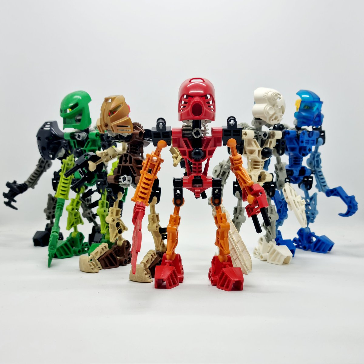 Desphaleum's tweet photo. Toa Mata Assemble

#810NICLEDAY https://t.co/zIxWpzLchi