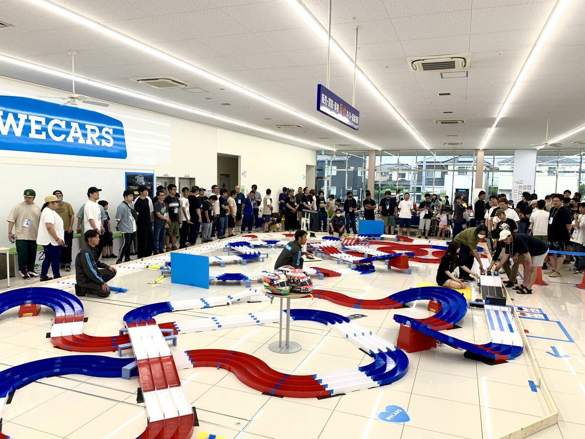 WECARS名取店4日間イベントご参加いただいた皆様ありがとうございました‼️
参加者の皆様、スタッフの皆様、たくさんの笑顔が溢れてました😆
後日動画も大公開なのでお楽しみに〜🎥
#ミニ四駆
＃wecarsでミニ四駆 
#ハイパーダッシュ基地
#アルディチャンネル
#タケヲチャンネル