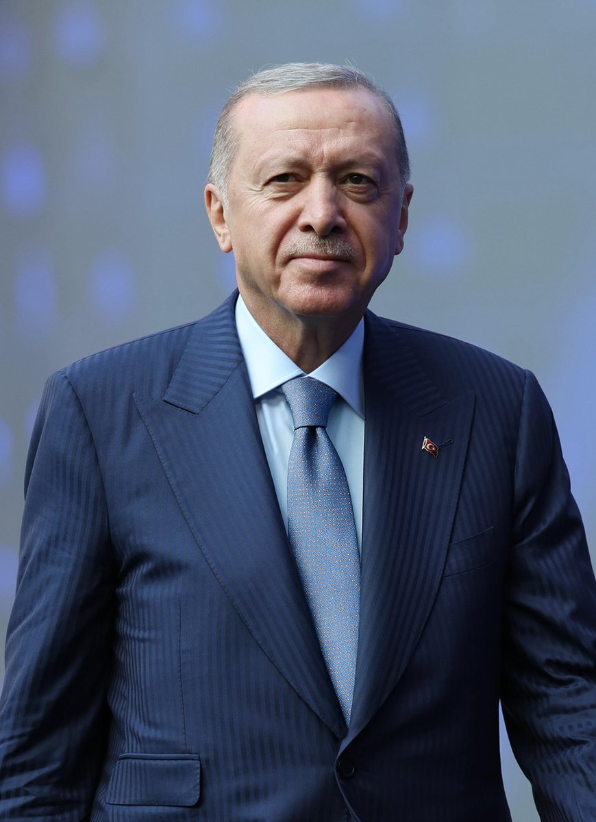10-Ağustos-2014

Cumhurbaşkanımız Sn.<a href="/RTErdogan/">Recep Tayyip Erdoğan</a> siyasi tarihimizde aziz milletimizin oylarıyla doğrudan seçilen ilk Cumhurbaşkanımız oldu. 

O günden bu yana geçen 11 yıl, Türkiye’nin yeniden dirilişinin, şahlanışının ve büyük hedeflere doğru yürüyüşünün destanı oldu.

Büyük ve