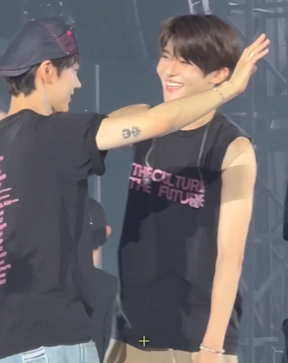 𝙙𝙚𝙡𝙞𝙜𝙝𝙩 ✿ tweet media