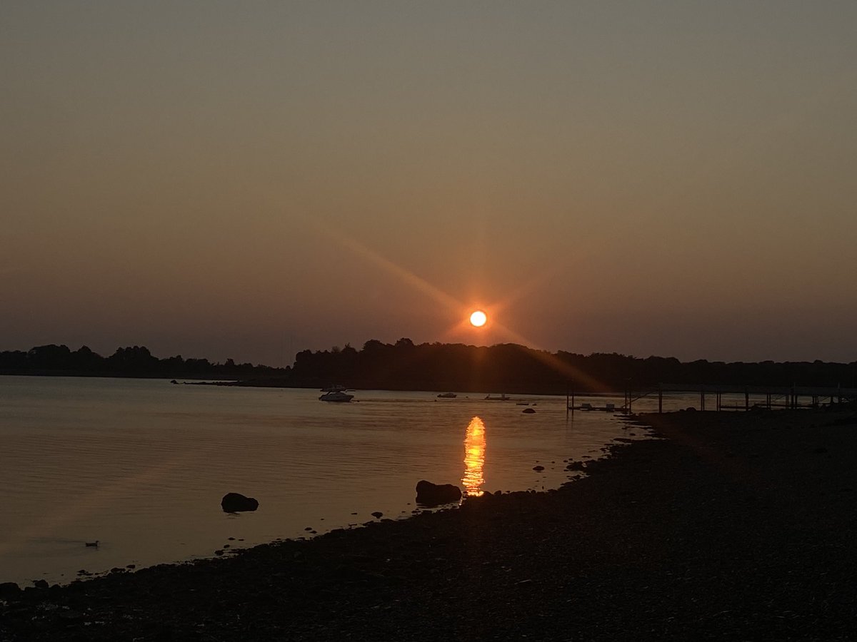 Good Sunday Morning <a href="/VickiGrafWX/">Vicki Graf</a> and Friends !