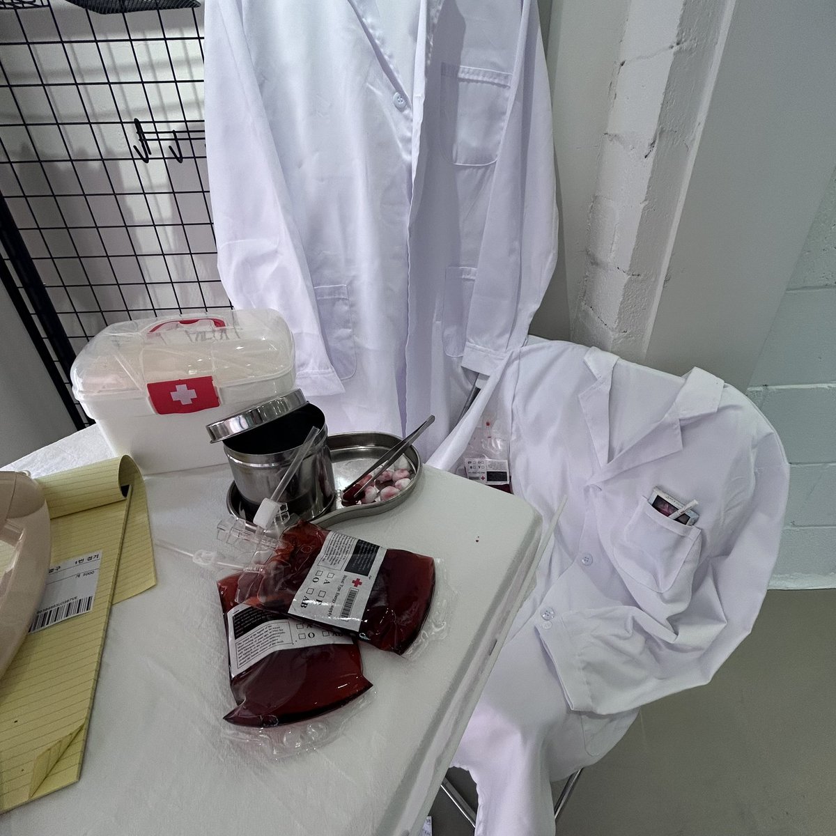 #Happy_Mignon_Day
#Mignon #민용_생일_축하해

완전 예쁘고 과몰입 가능했던 민용카페⸝⸝ʚ̴̶̷̆ ̯ʚ̴̶̷̆⸝⸝🩵
민용아 영원쌤이랑 행복하게 잘 지내고 있니~🖤❤