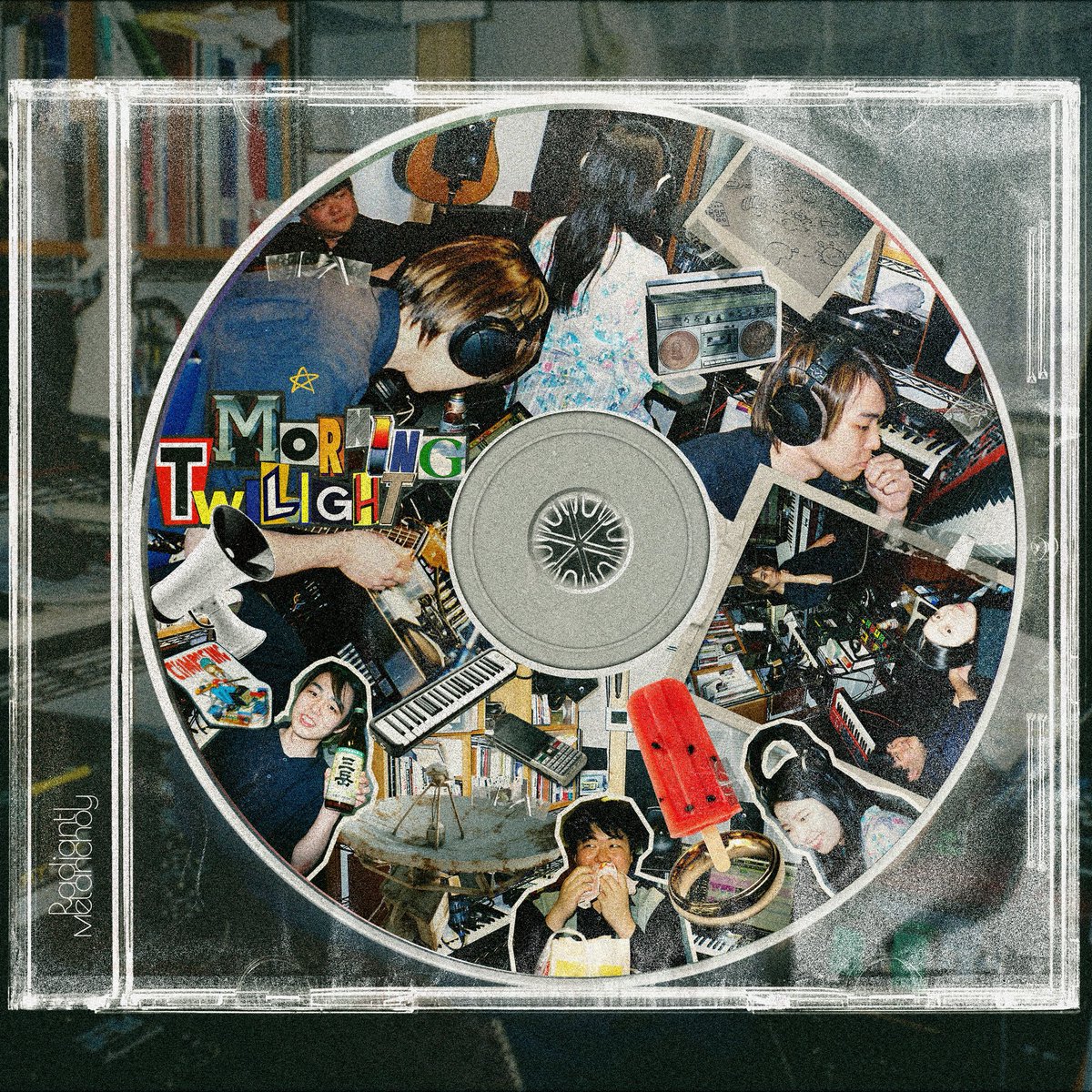 【New Album Release】

バンドの新境地を追求した9曲入りフルアルバム
『Morning Twilight』

8/13 (Wed) 0:00よりリリース！！

こちらのURLからお楽しみに🎧
big-up.style/V3qrQa7d5O