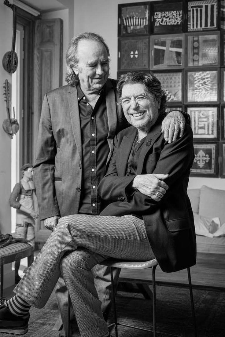 No los hay más grandes.
Serrat &amp; Sabina ❤️