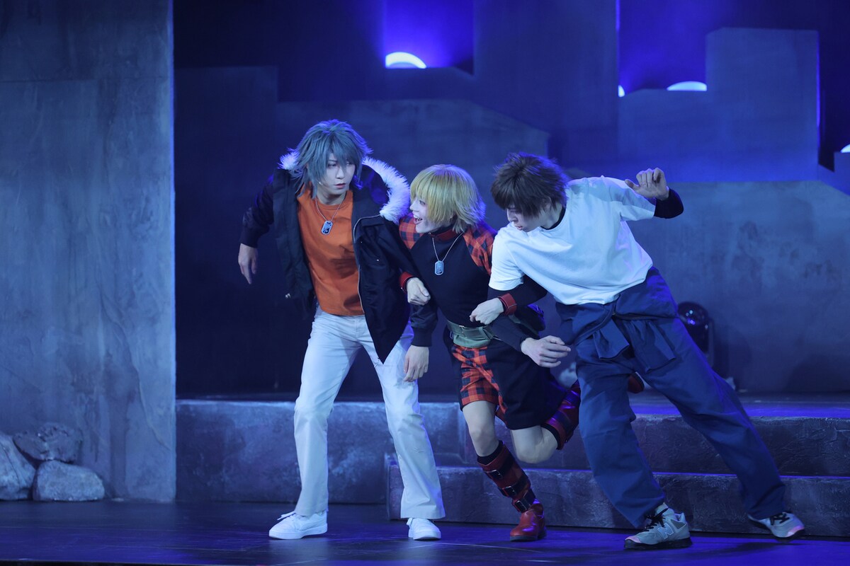 危険な男たちが火花を散らす！激情バニッシュ演劇「咎狗の血」スタート

▼記事はこちら（舞台写真24枚 / コメントあり）
natalie.mu/stage/news/635…

#狗ステ