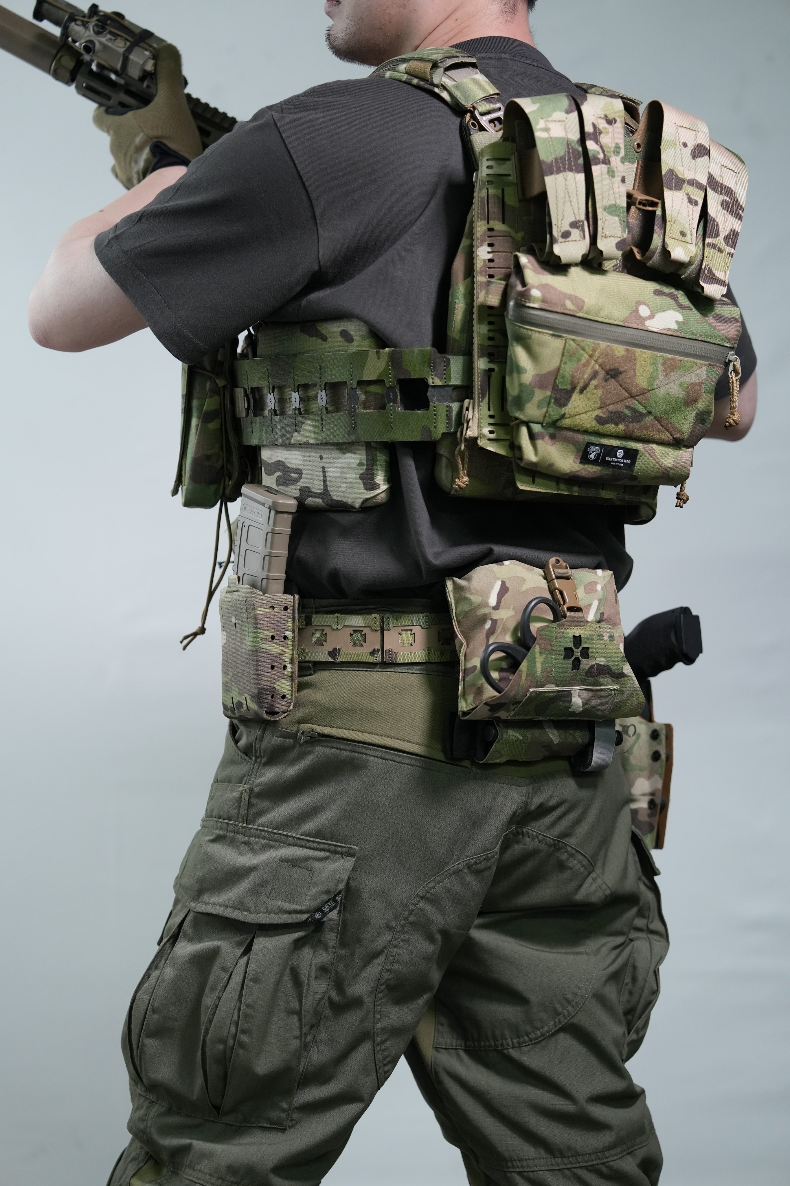 VOLK TACTICAL GEAR 　バックパネル　MCBK ZIP-ON BACK PANEL V2 – VOLK TACTICAL GEAR