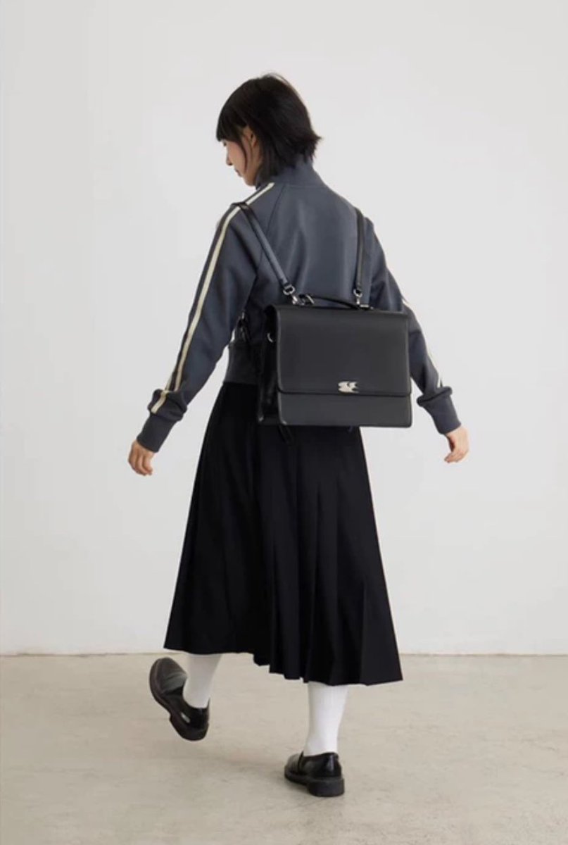 _LolipopBH's tweet photo. ส่งต่อ crying center japanese high school bag 1500 รวมส่ง จาก 2200 ใส่ macbook 13“ ได้ สอบถามเพิ่มเติมได้คับ🫶🏻✨
#Cryingcenter #กระเป๋าcryingcenter #ส่งต่อเสื้อผ้า #เสื้อผ้ามือสอง #ส่งต่อเสื้อผ้ามือสอง #โล๊ะตู้เสื้อผ้ามือสอง #เสื้อผ้ามือสองสภาพดี #ส่งต่อเสื้อผ้ามือ2 https://t.co/bSSpWczJ6q