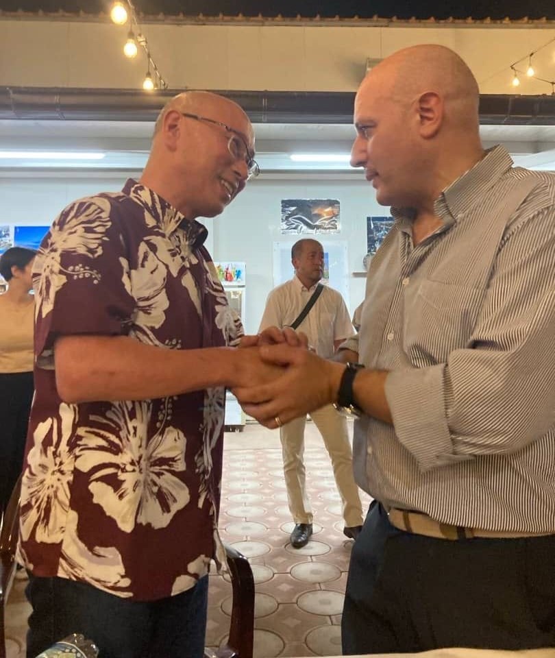 amb_japon_dj's tweet photo. Le commandant Sassara de la base militaire italienne🇮🇹 à Djibouti🇩🇯 m'a invité à la base pour la soirée Sicilienne. 
Je tiens à exprimer ma gratitude pour les relations amicales entre l'ambassade du Japon🇯🇵 et la base italienne pendant mon mandat.

#Djibouti🇩🇯 #Japon🇯🇵 #Italie🇮🇹 https://t.co/S8rtmyzXKp