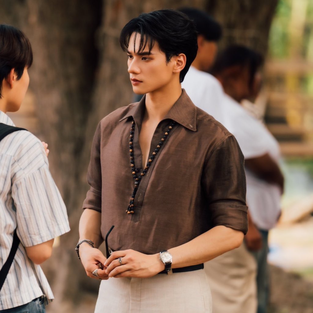 ju18nee's tweet image. เสื้อผ้าที่ใส่                                        ยานพาหนะที่ขับ

#เขมจิราต้องรอดEP1