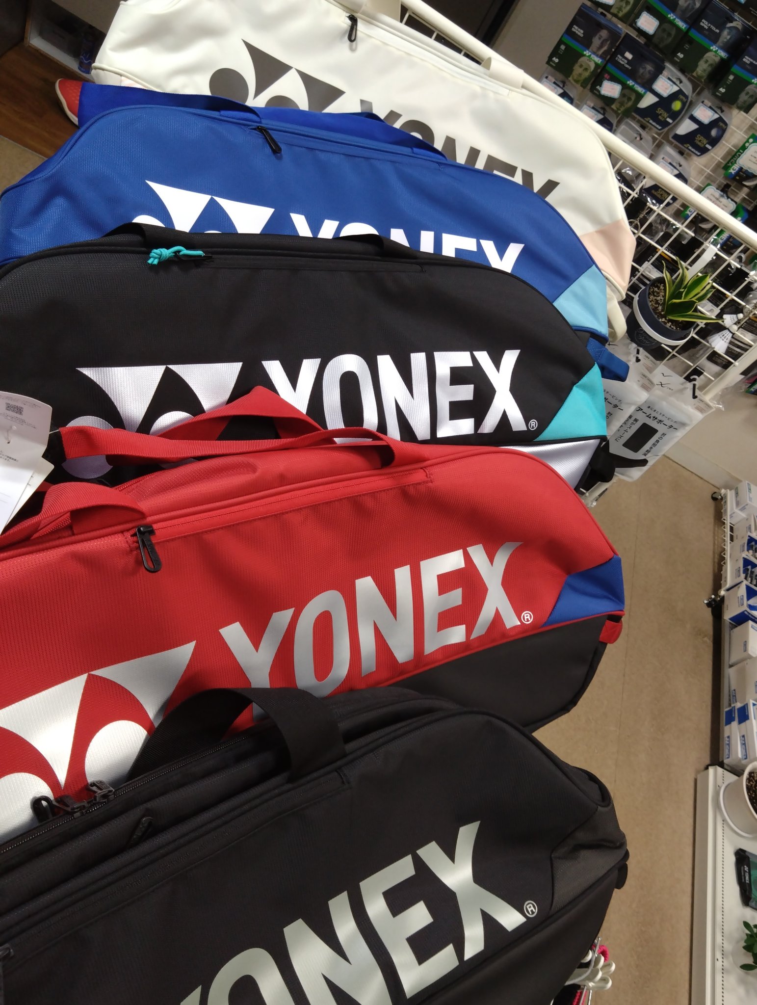 トーナメントパック　まとめ売り YONEX新品トーナメントバッグ☆特別価格！ （バッグ｜全商品
