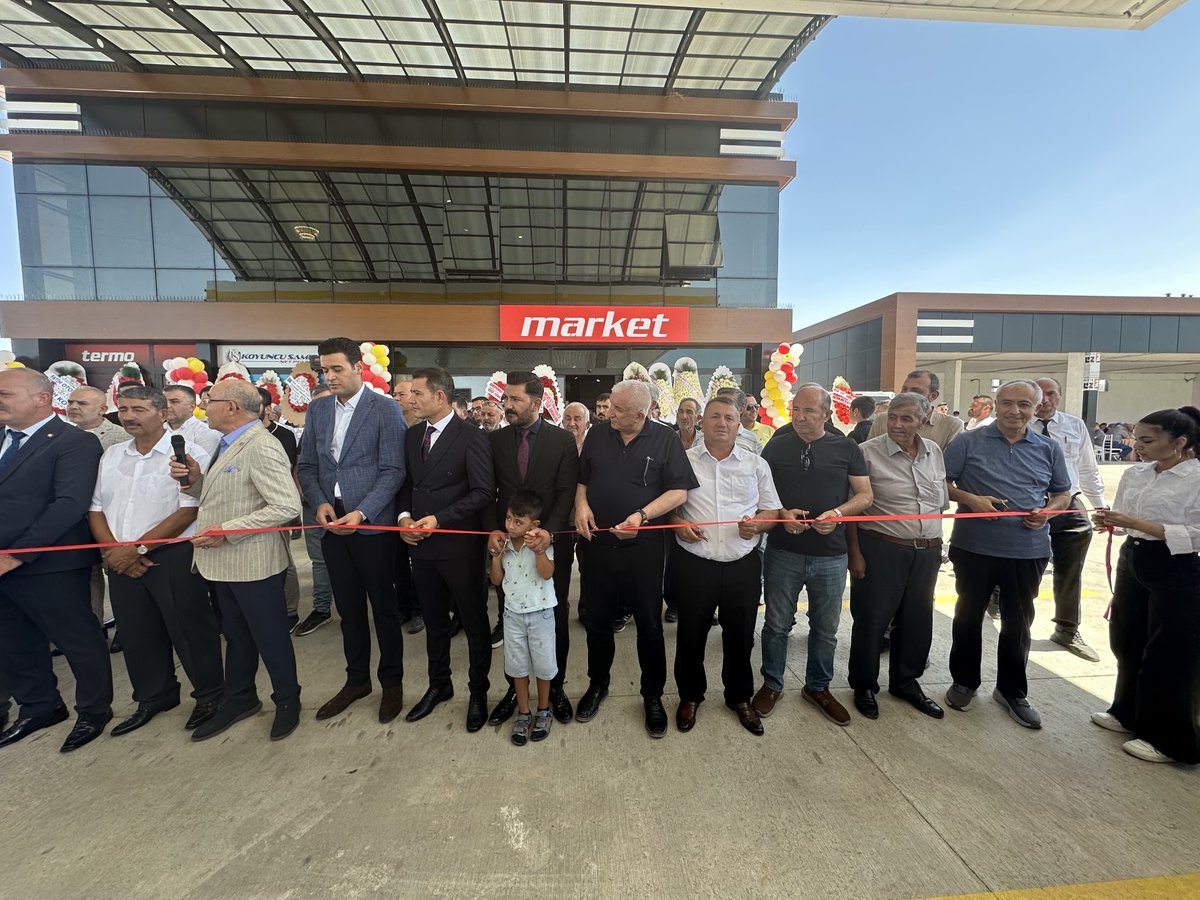 Damadım Aykut Koyuncu ve Ailesinin Polatlı Yunak yolu üzerinde açılışını gerçekleştirdiğimiz Termo Akaryakıt işyerinin hayırlı olmasını dilerim Allahım bol kazançlar versin #Aykut Koyuncu #İbrahim Karataş