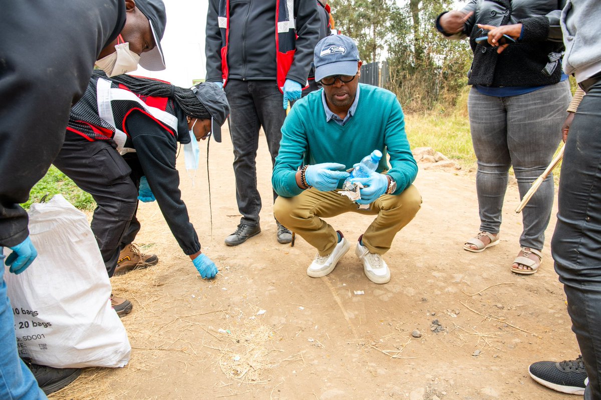 daktari1's tweet image. On 7th August, my birthday, we were visited by tragedy of unimaginable proportions.

Launched on 7th August 1957 (yes same date!) @AMREFFlyingDocs has focused on the mission of saving lives through our flying doctors service - safely, reliably.

On this day, 68 years later to the