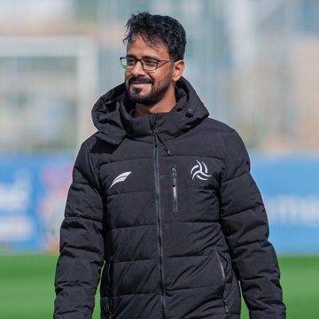 🚨🚨 | مصور نادي #الشباب سلطان المالكي :

لكل بداية نهاية و مع كل نهاية بداية جديدة، تنتهي علاقتي المهنية مع نادي #الشباب لرغبتي الشخصية بعدم الإستمرار 

 وستبقى علاقتي العاطفية و الأخوية تجاه ممن علمت معهم وتشرفت بمعرفتهم بعد فترة أعتز بكل ما قدمت فيها من جهد وعطاء.