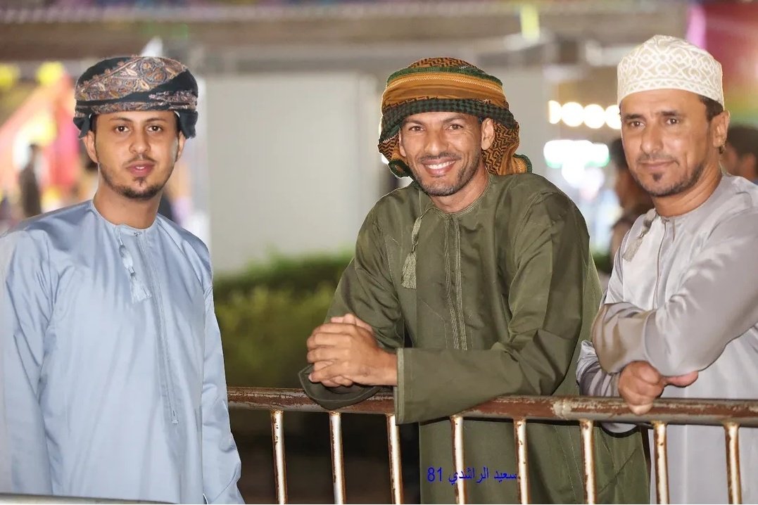 🕊️سالم السنيدي💞 (@salimalsenaidi) on Twitter photo صورة مميزة من أستاذنا المبدع دائما <a href="/saidrashdi166/">سعيد الراشدي</a> وصاحب العدسة المتألقة في كافة الميادين
🌹🌹
تجمع ٣ شخصيات لها دور مجتمعي ونشاط في خدمة المجتمع.
<a href="/Hamed1352791/">حمد ثابت الجعفري</a>
<a href="/ahmed_nwras/">أحمد عبدالله البلوشي</a>
<a href="/alkasbi_94/">علي بن خميس الكاسبي</a> صورة مميزة من أستاذنا المبدع دائما <a href="/saidrashdi166/">سعيد الراشدي</a> وصاحب العدسة المتألقة في كافة الميادين
🌹🌹
تجمع ٣ شخصيات لها دور مجتمعي ونشاط في خدمة المجتمع.
<a href="/Hamed1352791/">حمد ثابت الجعفري</a>
<a href="/ahmed_nwras/">أحمد عبدالله البلوشي</a>
<a href="/alkasbi_94/">علي بن خميس الكاسبي</a>