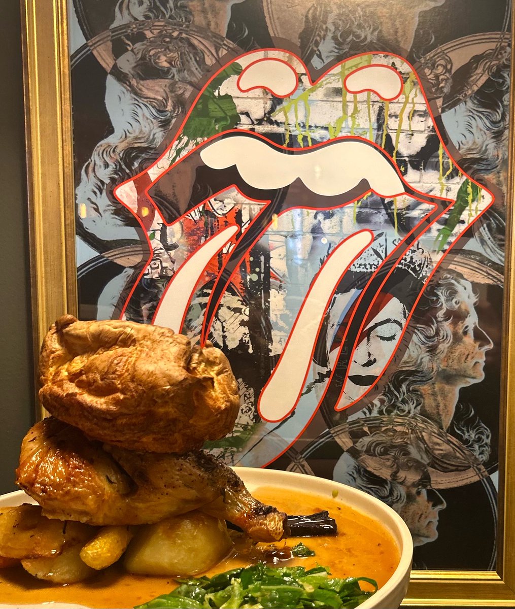Gravy so good we’re rolling in it 😉😎☀️

#youngspubs #sundayroast #citypub