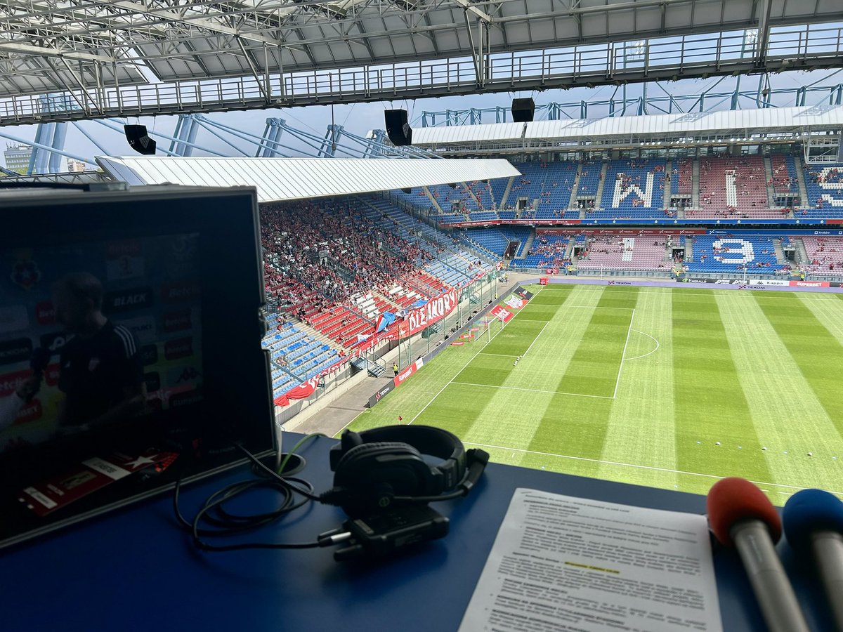 m_cupal's tweet image. Zaraz zaczynamy #R22 gotowość!! 

Uwielbiam!!!

#cg303
#spiker

 @WislaKrakowSA