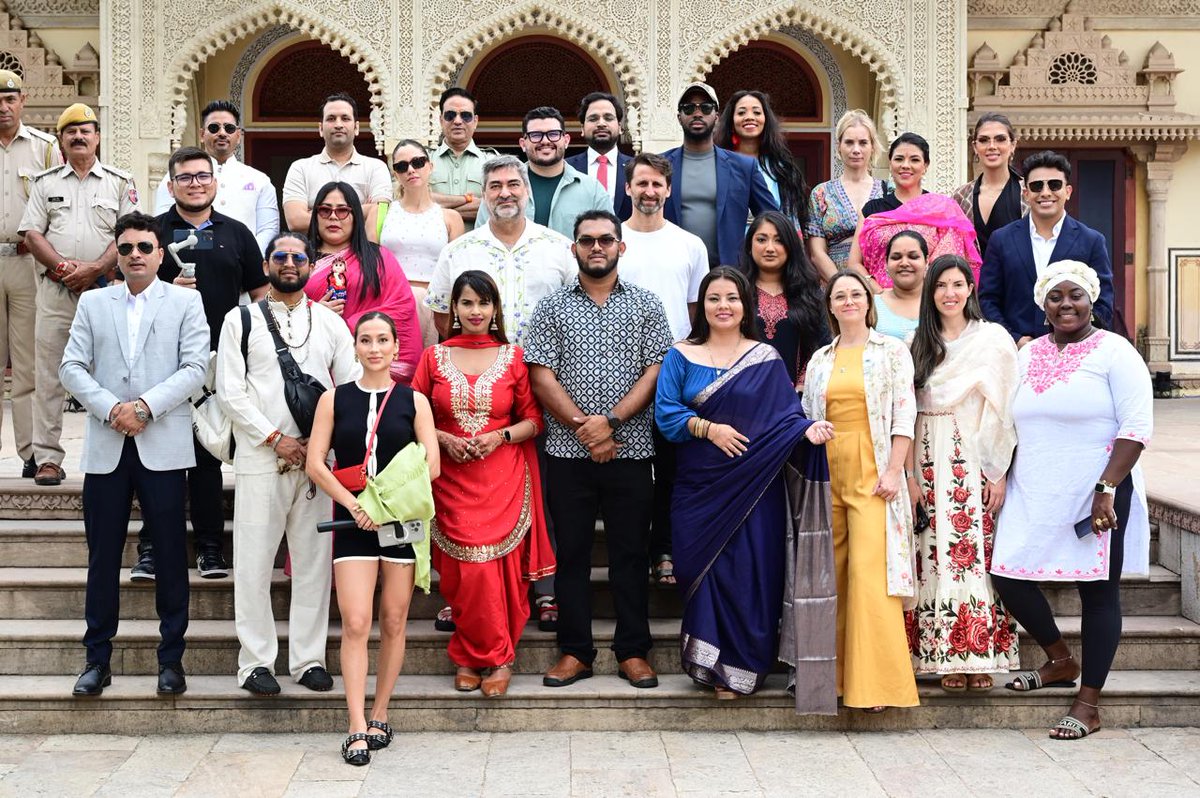 KumariDiya's tweet photo. It was a pleasure to meet 24 incredible content creators from across Latin America here at the City Palace. We welcomed them to Rajasthan for a week of cultural exchange and exploration. They're visiting from Brazil, Mexico, Argentina, Chile, Colombia, Peru, Panama, Costa Rica, Guyana, Suriname, Trinidad & Tobago, and Jamaica.

It's been fantastic to see them immerse themselves in Rajasthan's folk arts, vibrant bazaars, and authentic cuisine. We're excited to see how they'll share Rajasthan's rich heritage with the world!

@my_rajasthan 

#GlobalRajasthan #CulturalExchange #IncredibleIndia #RajasthanTourism #Jaipur #LatinAmerica