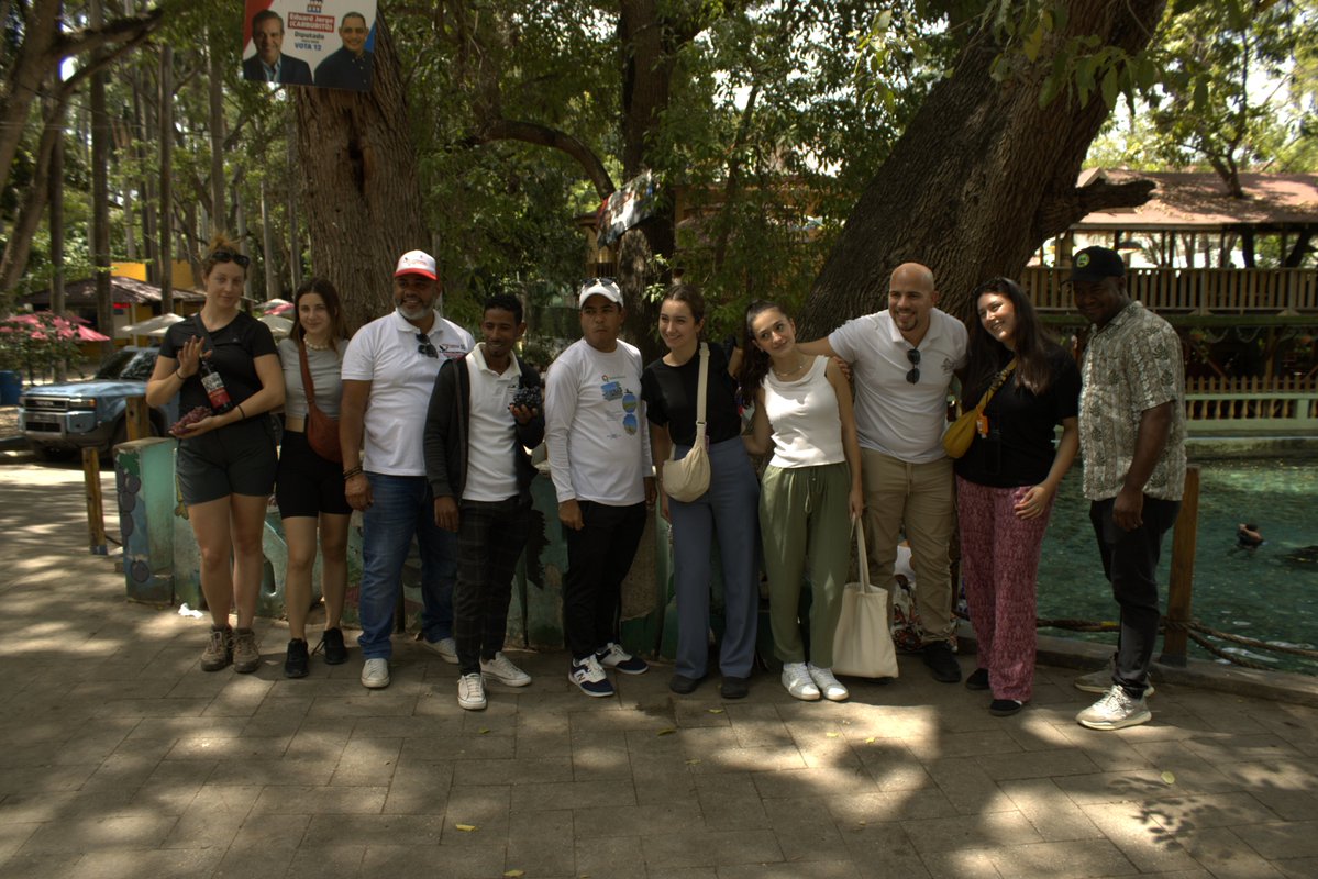 Fondazione AVSI (@fondazioneavsi) on Twitter photo 📍 #RepubblicaDominicana
Si conclude oggi un evento di 2 giorni organizzata da AVSI e <a href="/unito/">Università di Torino</a> che ha messo in dialogo agenzie di viaggio e attori locali - tra cui guide turistiche e movimenti giovanili - per esplorare nuovi modelli di #turismosostenibile e comunitario 🌱 📍 #RepubblicaDominicana
Si conclude oggi un evento di 2 giorni organizzata da AVSI e <a href="/unito/">Università di Torino</a> che ha messo in dialogo agenzie di viaggio e attori locali - tra cui guide turistiche e movimenti giovanili - per esplorare nuovi modelli di #turismosostenibile e comunitario 🌱