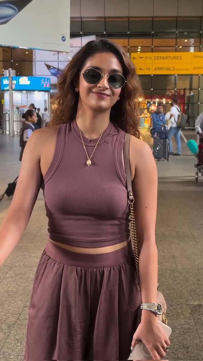 i_facelove's tweet photo. Keerthy Suresh 🥵😋 https://t.co/q1pdshOafm