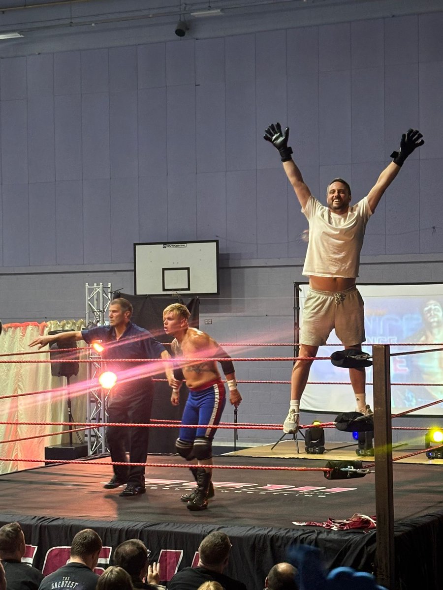 Former <a href="/TauntonTownFC/">Taunton Town FC</a> keeper, Lloyd Irish, was in the house for #GSWtaunton last week! 🧤⚽️ And let me tell you, Mr. Safe Hands isn’t just great between the posts… he’s got a knockout punch if he’s ever called into action #upthepeacocks