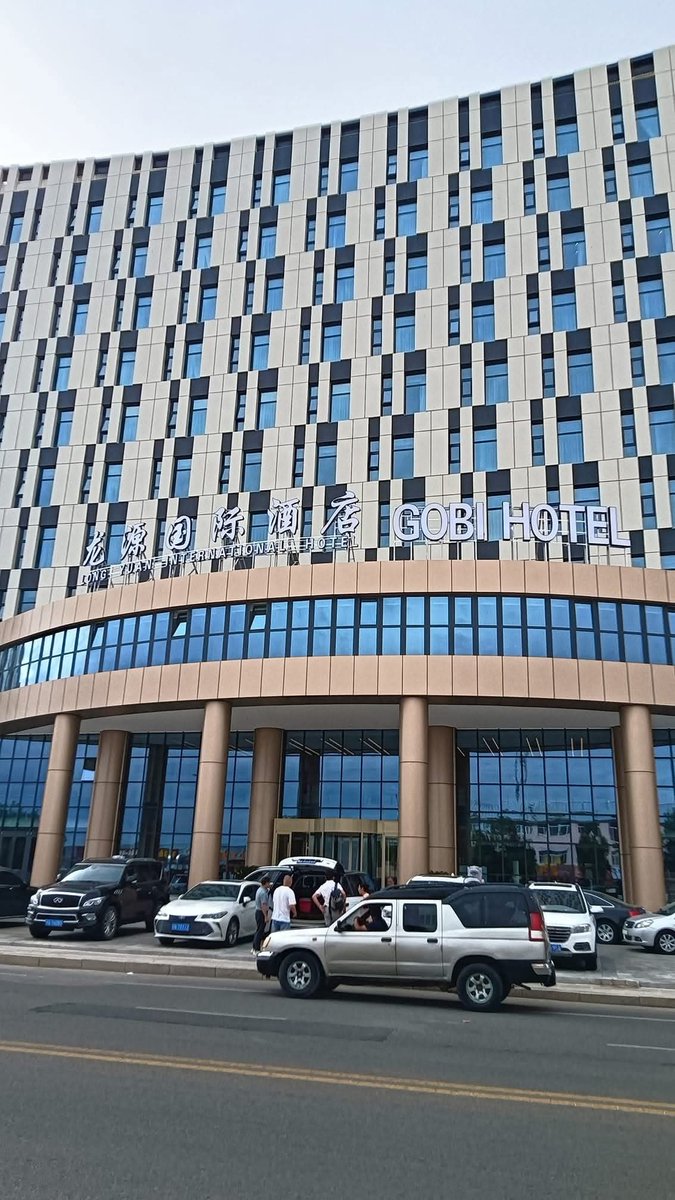 Эрээнд анхны 5 одтой зб нээгдлээ. Замын үүд минь элсэндээ ...