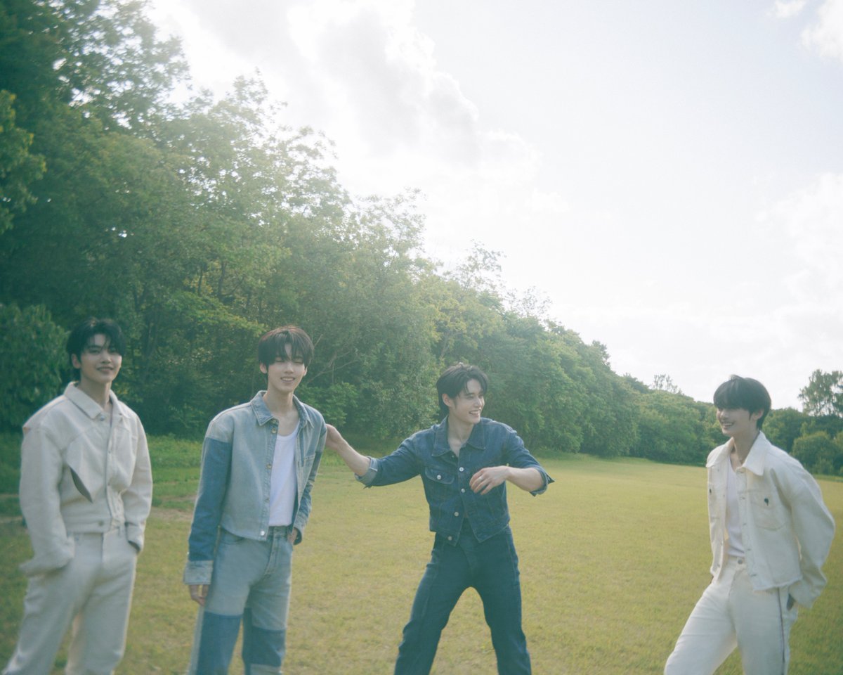 ZEROBASEONE THE 1ST FULL ALBUM
❝𝙉𝙀𝙑𝙀𝙍 𝙎𝘼𝙔 𝙉𝙀𝙑𝙀𝙍❞

Concept Photo ORDINARY ver.
#KIMJIWOONG #SEOKMATTHEW
#KIMGYUVIN #HANYUJIN
#김지웅 #석매튜 #김규빈 #한유진

💿 Pre-Save
zb1.lnk.to/NEVERSAYNEVER

2025.09.01 18:00 (KST)

#ZEROBASEONE #ZB1 #제로베이스원