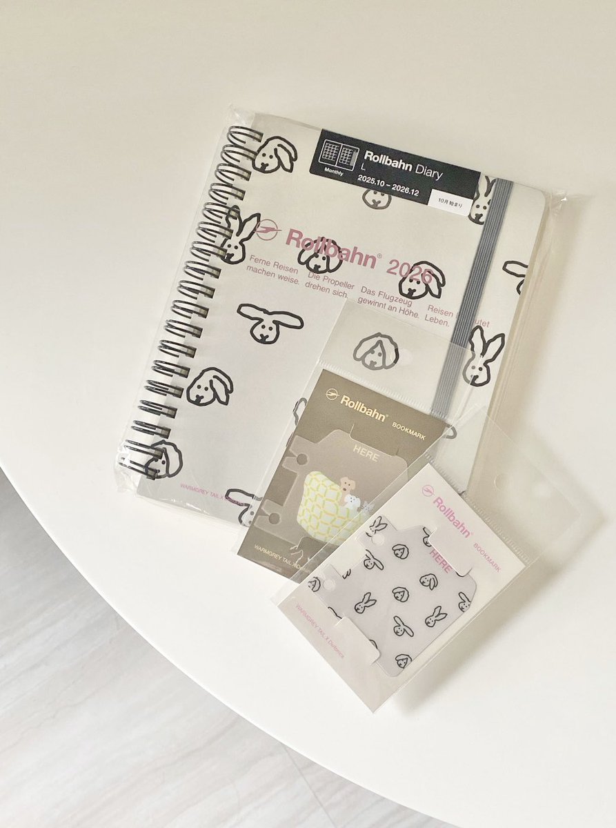 昨日購入したロルバーンのダイアリーがちょうかわいいの。久しぶりにときめいた🐇