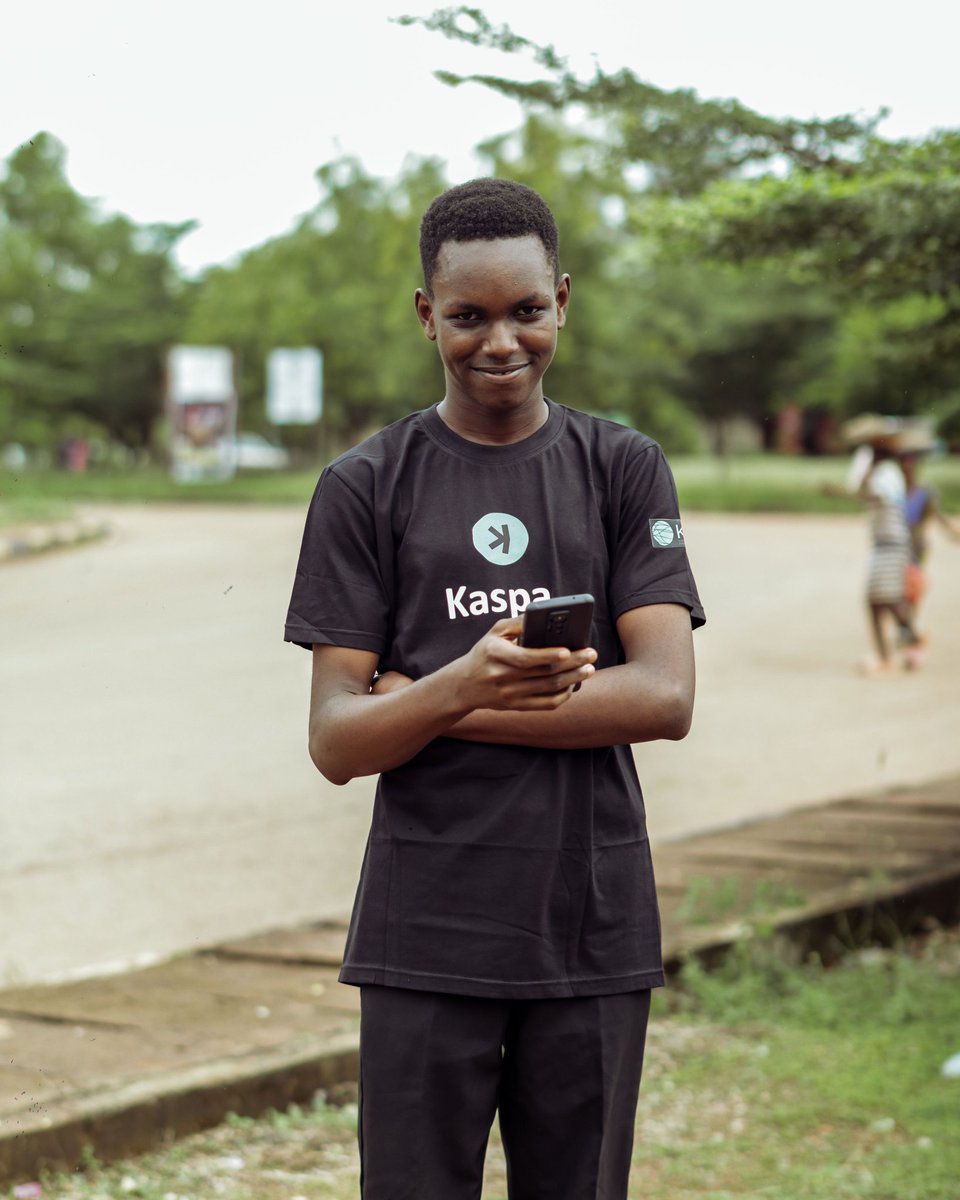 Kaspa's FUNAI live session was lit! Kaspa is a fast L1 chain (10bps) with 1-sec visibility &amp; 10-sec confirmations, built on BlockDAG for scalability.

Powered by Proof of Work &amp; kHeavyHash, it delivers unparalleled speed &amp; security.

Try it out today.
$KAS