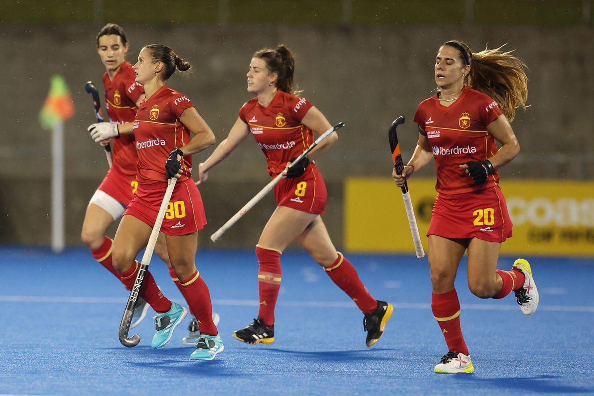 🏑Hockey Hierba l Europeo🇩🇪

La selección española🇪🇸 inicia su andadura europea con un EMPATE ante Bélgica (2-2)

🔸Buena imagen de las chicas en este primer partido ante una de las grandes selecciones del continente