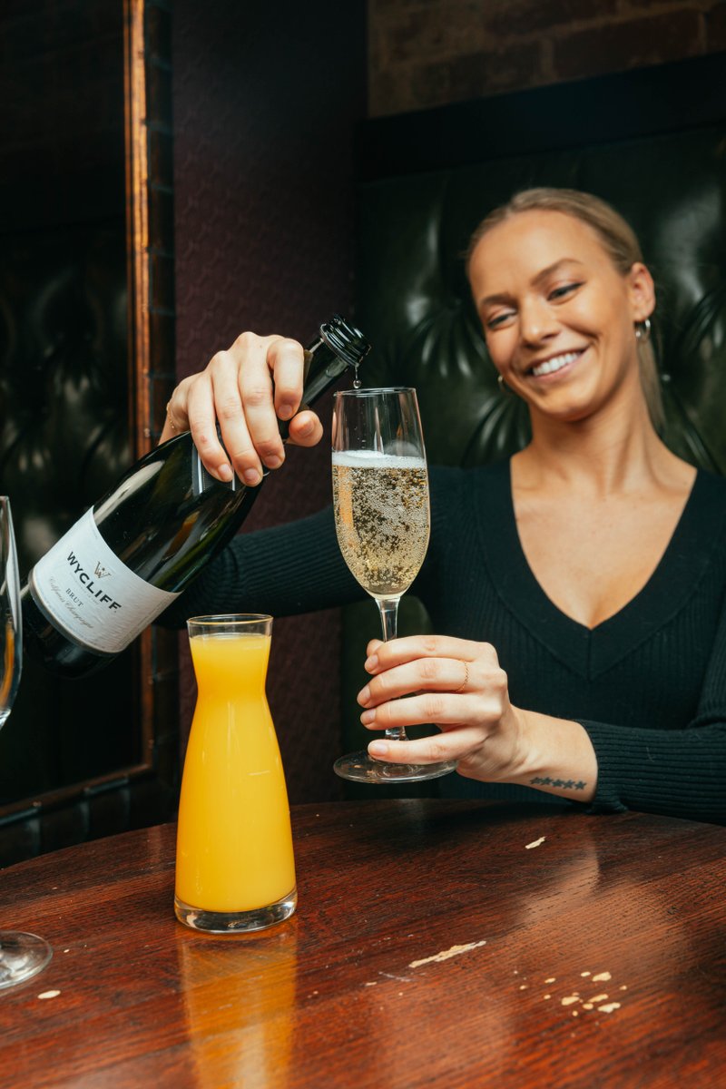 Did someone say Sunday Funday? No scaries here, just good vibes...and $20 mimosa pitchers until 3pm. 🍊🥂 End your weekend on a high note at The Lackman! ✨