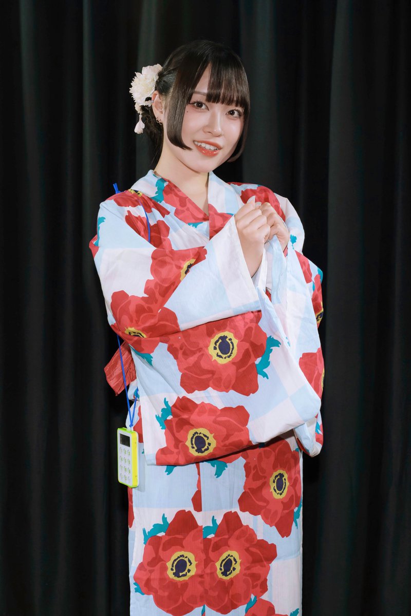 しゃけのヲニギリ (@bf1pr) on Twitter photo ろりぽっぷ!!!!!!!〜IDOL Bon Dance〜@ 渋谷カラオケまねきねこ本店4F 2025.8.10
先月の浴衣ライブの時は観に行けなかったので、
今月も浴衣ライブやってくれて嬉しかった!
楽しかったよ、ありがとう😊
#ろりぽっぷ 青色担当
#苺花なつみ <a href="/natsumi_lpop/">苺花なつみ【ろりぽっぷ!!!!!!!】生誕祭🍓8/17@SHIBUYA CYCLONE</a>
※特典会にて ろりぽっぷ!!!!!!!〜IDOL Bon Dance〜@ 渋谷カラオケまねきねこ本店4F 2025.8.10
先月の浴衣ライブの時は観に行けなかったので、
今月も浴衣ライブやってくれて嬉しかった!
楽しかったよ、ありがとう😊
#ろりぽっぷ 青色担当
#苺花なつみ <a href="/natsumi_lpop/">苺花なつみ【ろりぽっぷ!!!!!!!】生誕祭🍓8/17@SHIBUYA CYCLONE</a>
※特典会にて