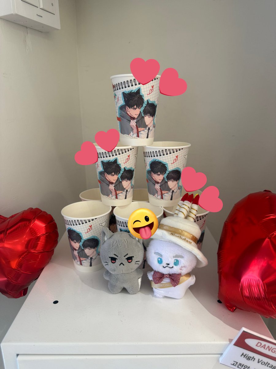 현장 입장으로 룰루~

#Happy_Mignon_Day
#Mignon #민용_생일_축하해