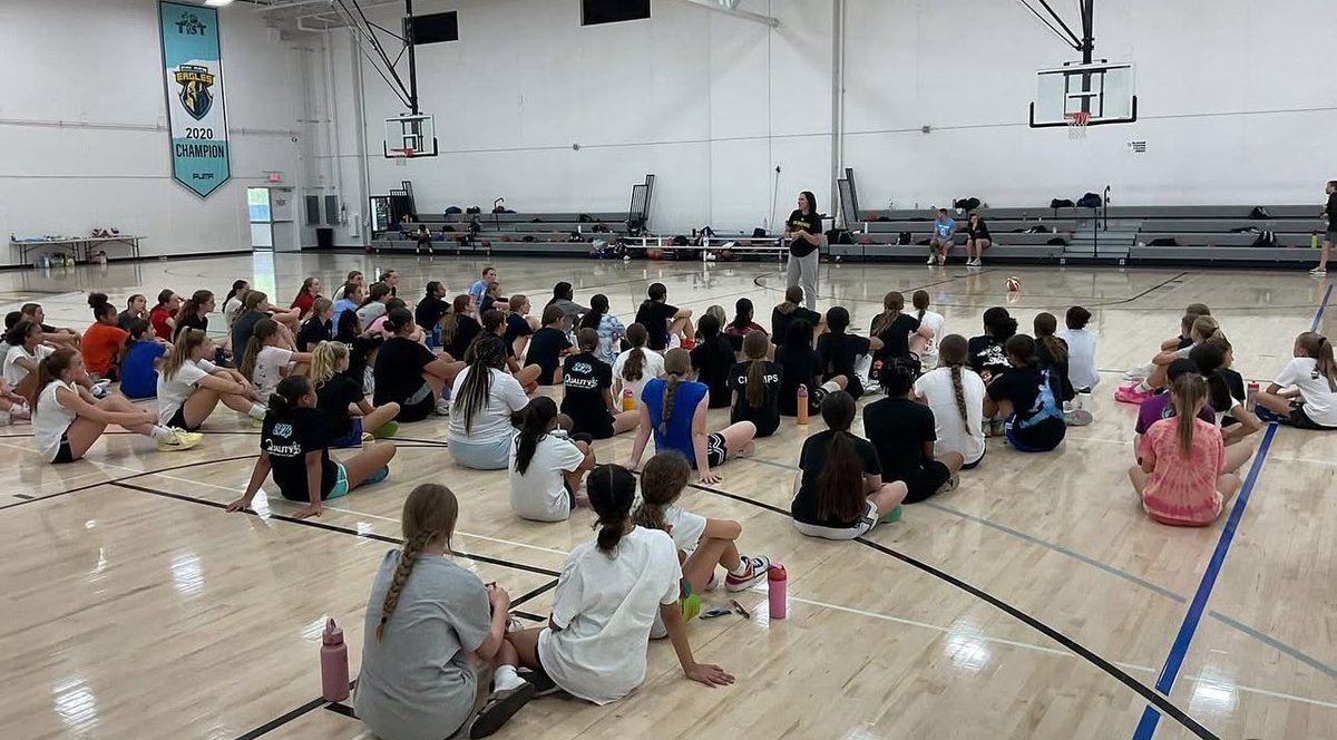 Thank you to Milwaukee Women’s basketball head coach <a href="/KyleRechlicz/">Kyle Rechlicz</a>  for speaking to the campers at camp. Lots to learn! <a href="/EdwardMcCantsMS/">Professor Edward T. McCants</a>  <a href="/DienerTravis/">Travis Diener</a>