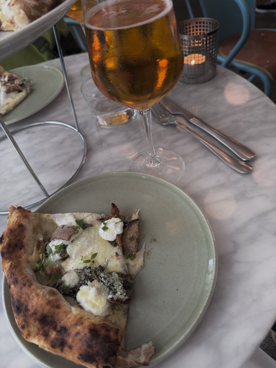 Королева под дэдлайном tweet media