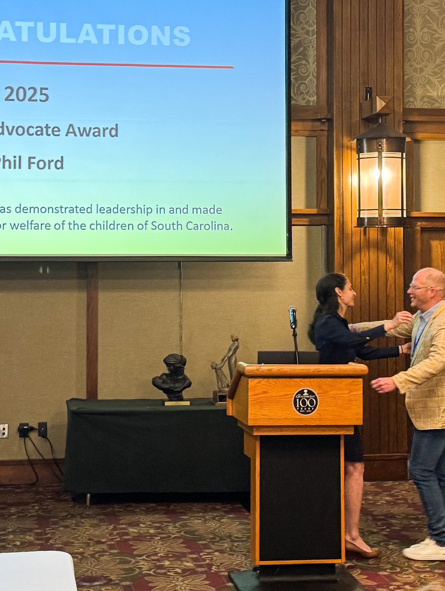 SC_AAP's tweet image. Congrats to @SC_AAP Child Advocate Award winner @phillipjford 🏆